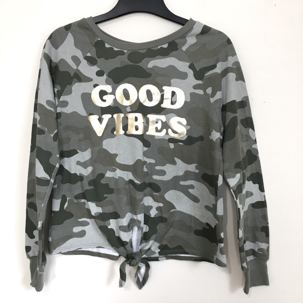 Rebellious One Y2K Green Gray Camouflage Long Sleeve Pullover Cropped Sweatshirt